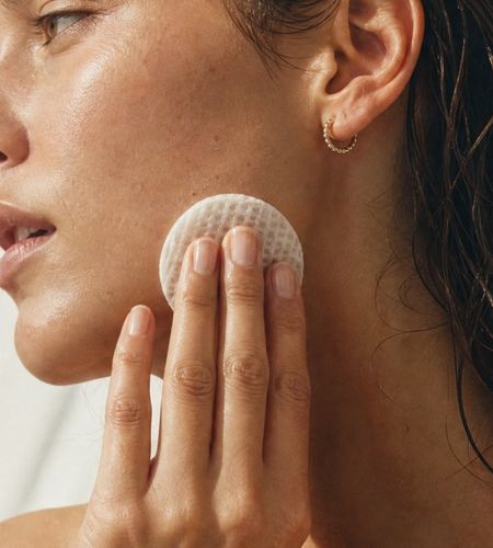 Sebaceous Filaments or Blackheads? Why Knowing the Difference Matters